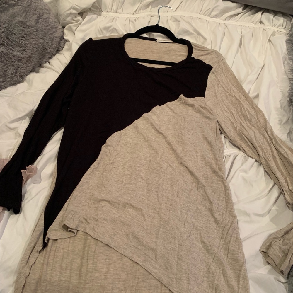 Long sleeve pebble and stone shirt size large
